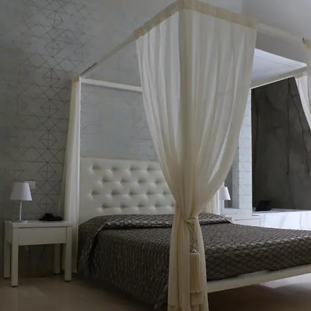 Del Sedile 4* Matera