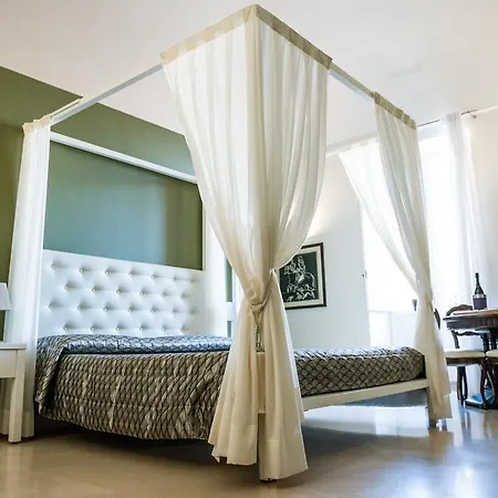 Hotel Del Sedile 4*